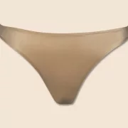 String Fit, Farbe fumee