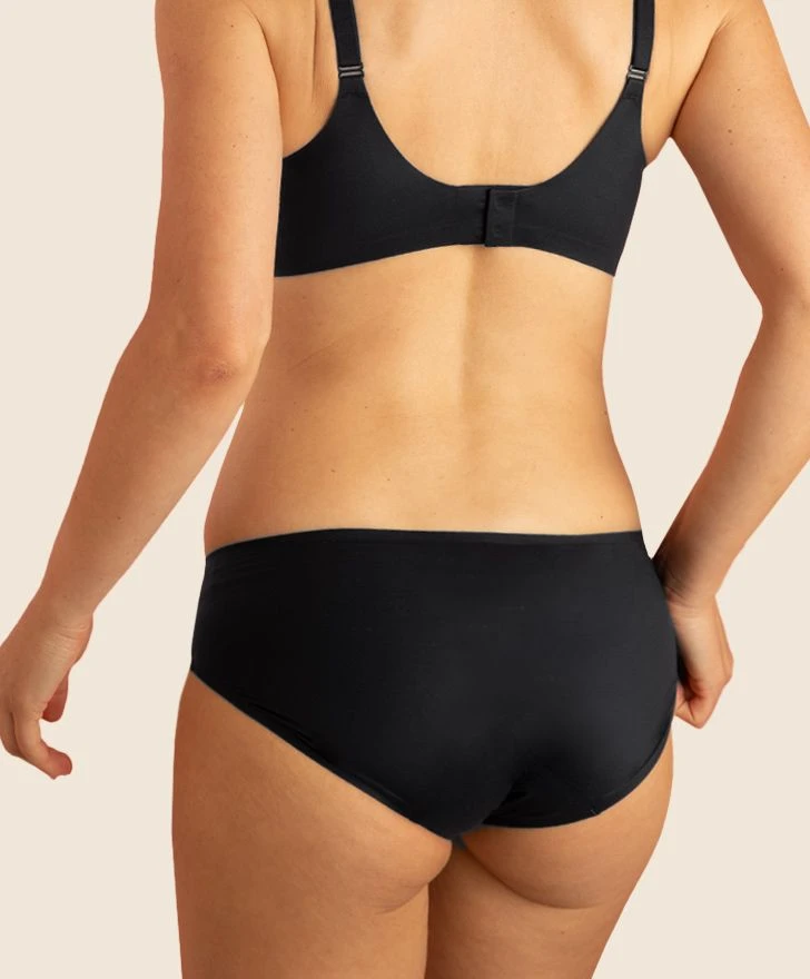 Shorty Fit klassisch, Farbe Black